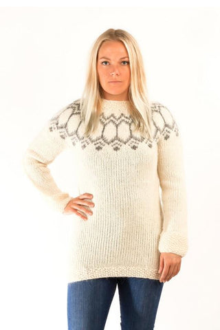 Icelandic sweaters and products - Tight Fit Wool Pullover White Wool Sweaters - Shopicelandic.com